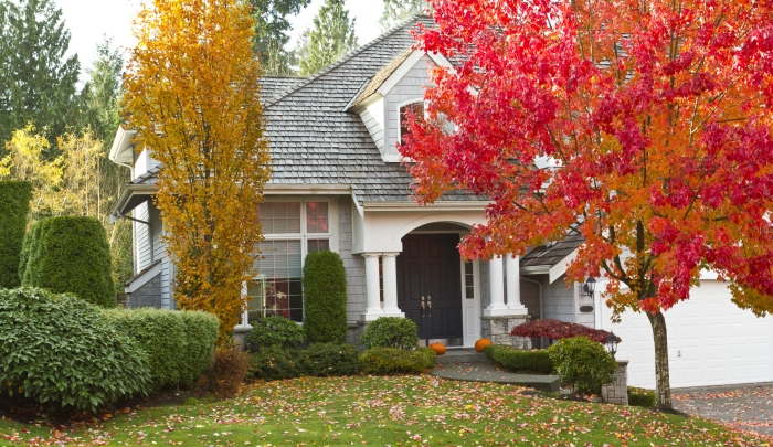 Midwest home during the fall